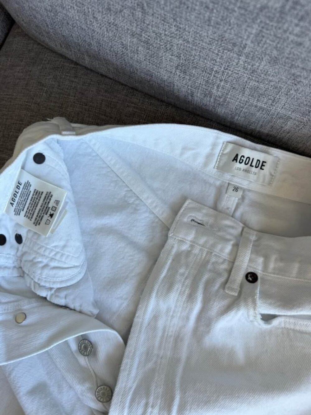 Denim shorts - Picture 3 of 3
